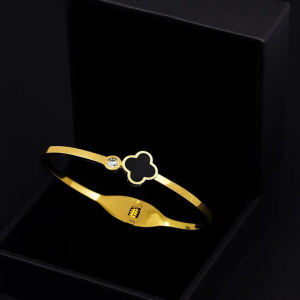 Elegant Gold-Plated Clover Bracelet with Crystal Accent